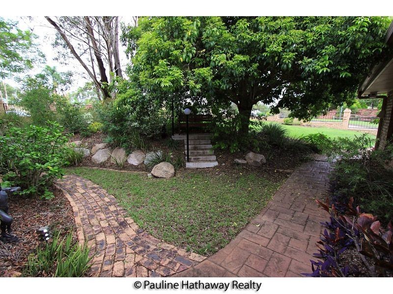 1 Pinehurst Court, Karana Downs QLD 4306