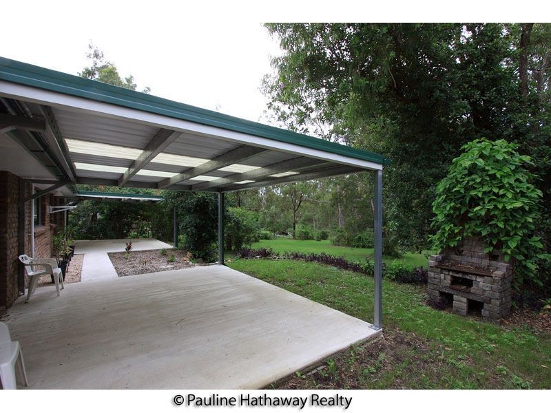 33 Oxley Drive, Karalee QLD 4306