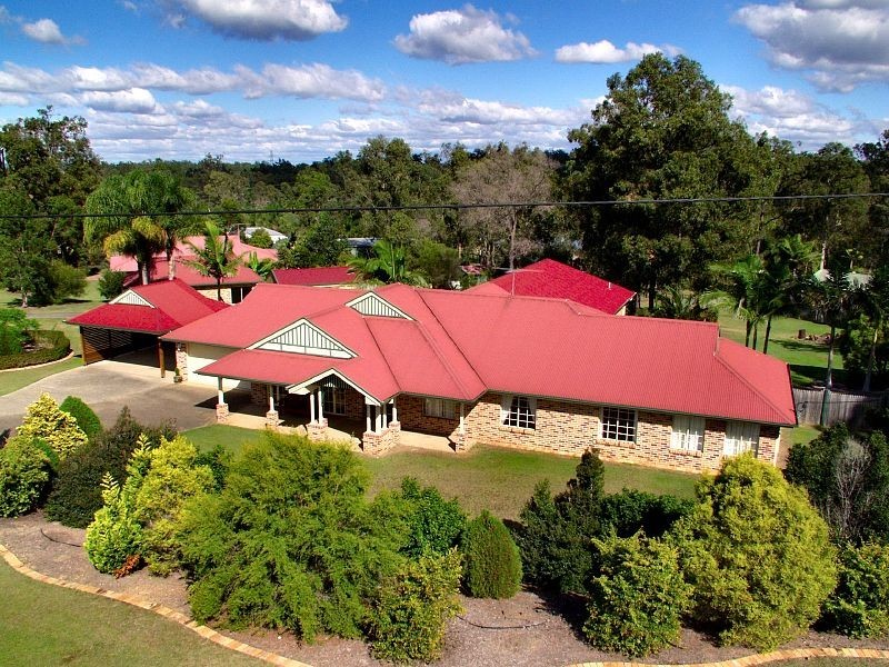 5 Craigerne Court, Chuwar QLD 4306