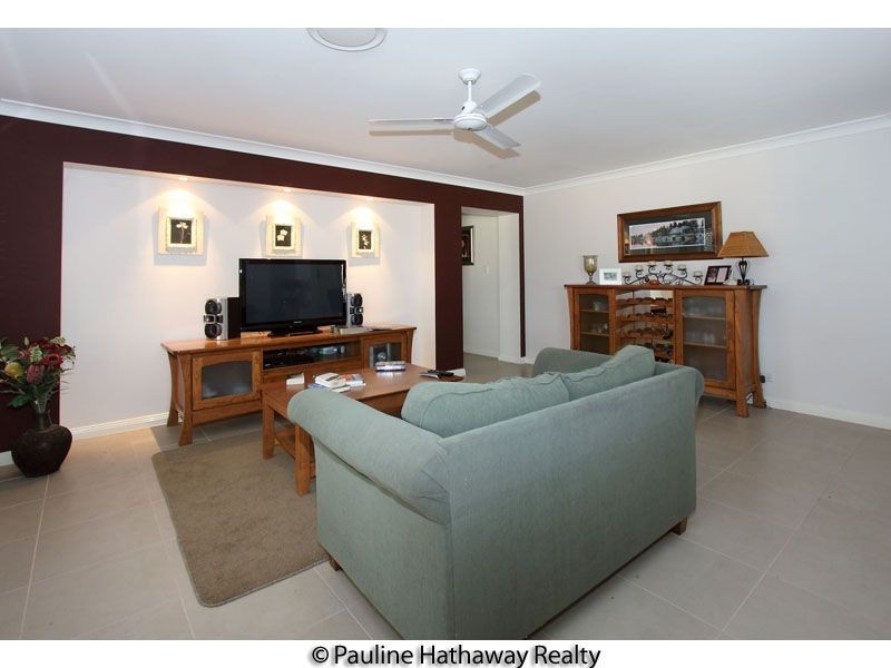 5 Craigerne Court, Chuwar QLD 4306
