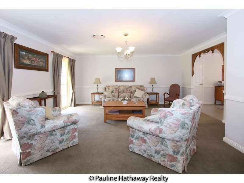 5 Craigerne Court, Chuwar QLD 4306