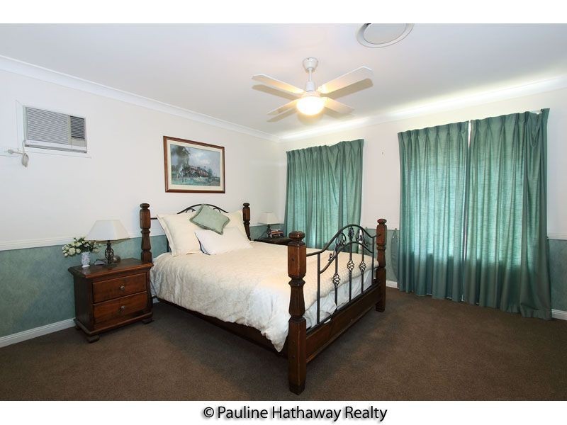5 Craigerne Court, Chuwar QLD 4306