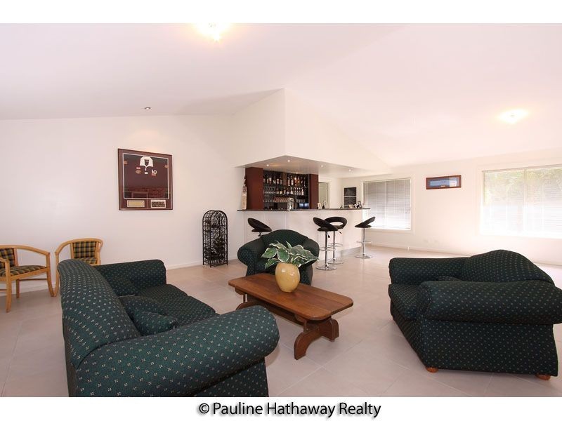 5 Craigerne Court, Chuwar QLD 4306