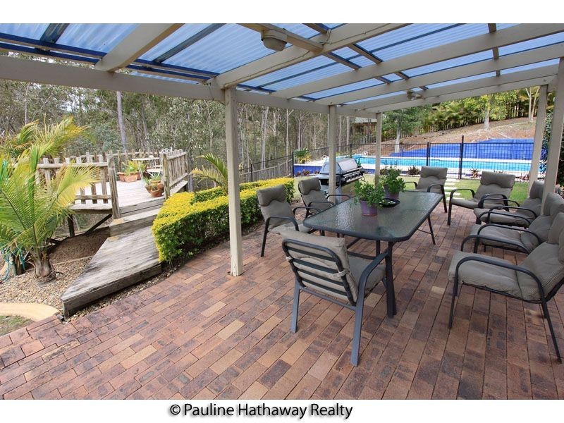 27 Kulmaren Grove, Karana Downs QLD 4306