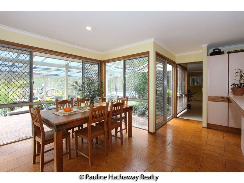 27 Kulmaren Grove, Karana Downs QLD 4306