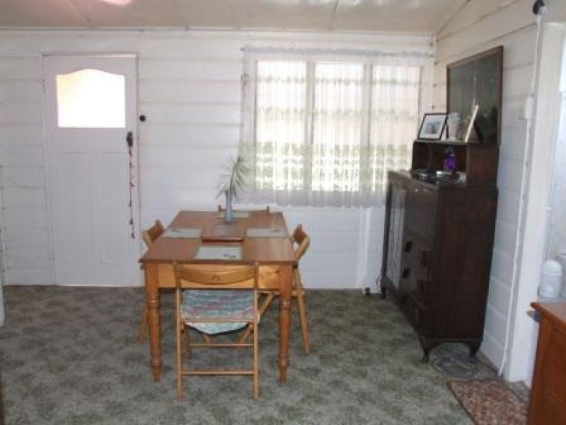 54 Mary Street, Blackstone QLD 4304