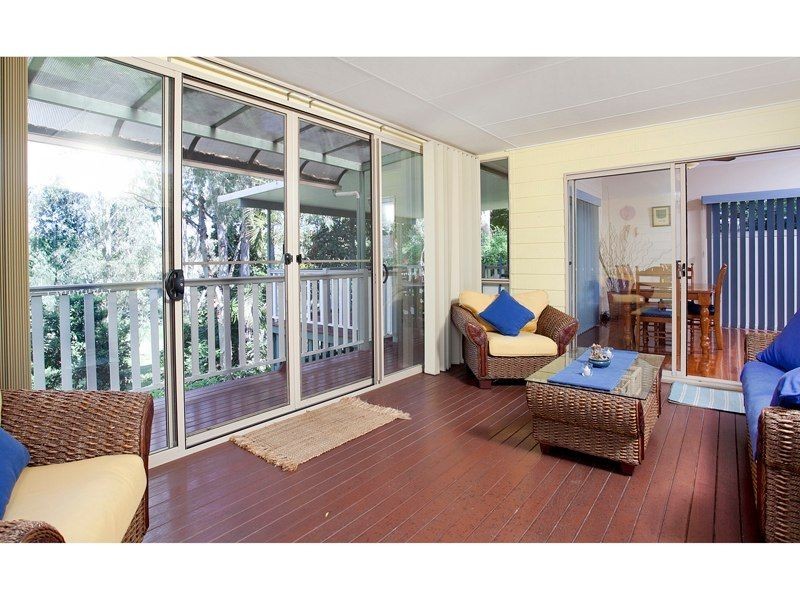 27 Nalya Crescent, Karana Downs QLD 4306