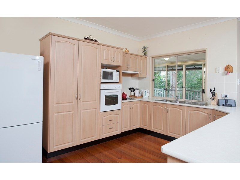 27 Nalya Crescent, Karana Downs QLD 4306