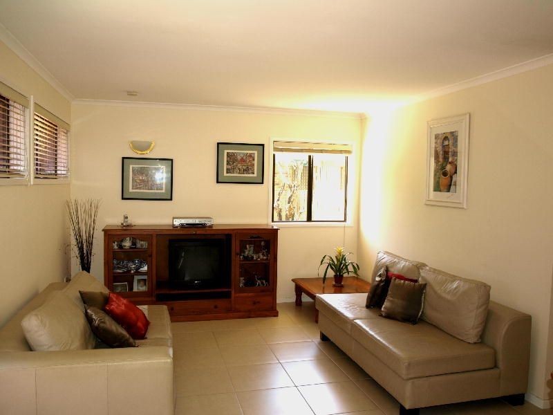 20 Karri Avenue, Karana Downs QLD 4306