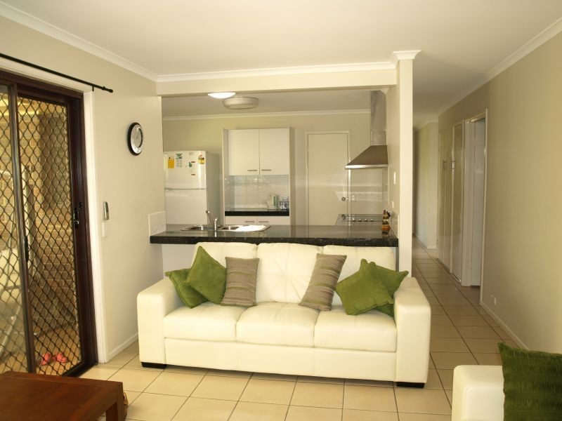 8 Kooralla Court, Karana Downs QLD 4306