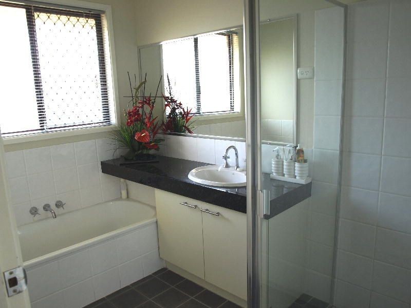 8 Kooralla Court, Karana Downs QLD 4306