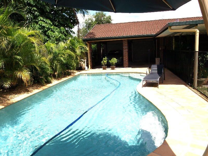 8 Kooralla Court, Karana Downs QLD 4306