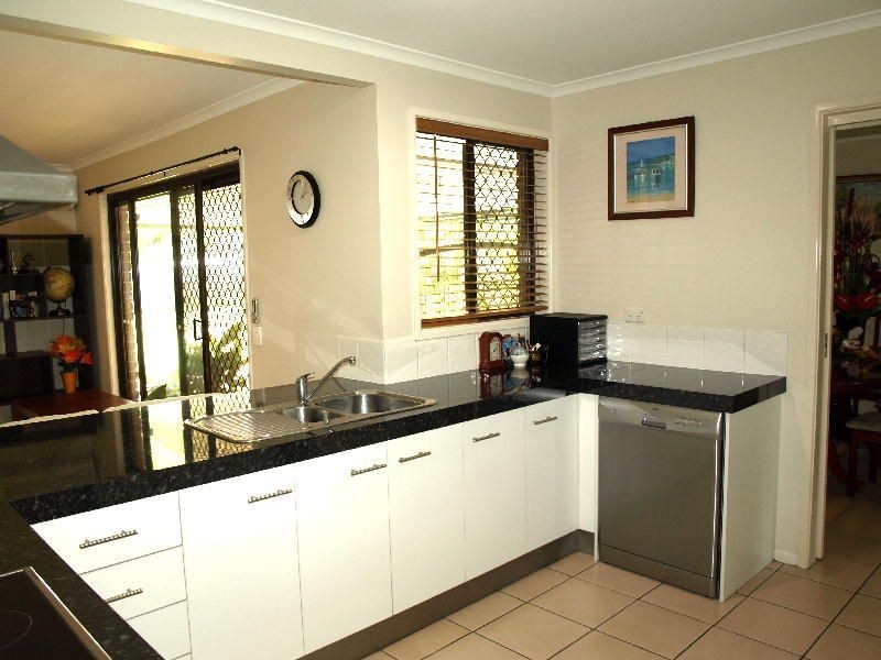 8 Kooralla Court, Karana Downs QLD 4306