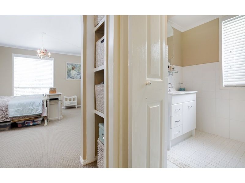 28 Nalya Crescent, Karana Downs QLD 4306