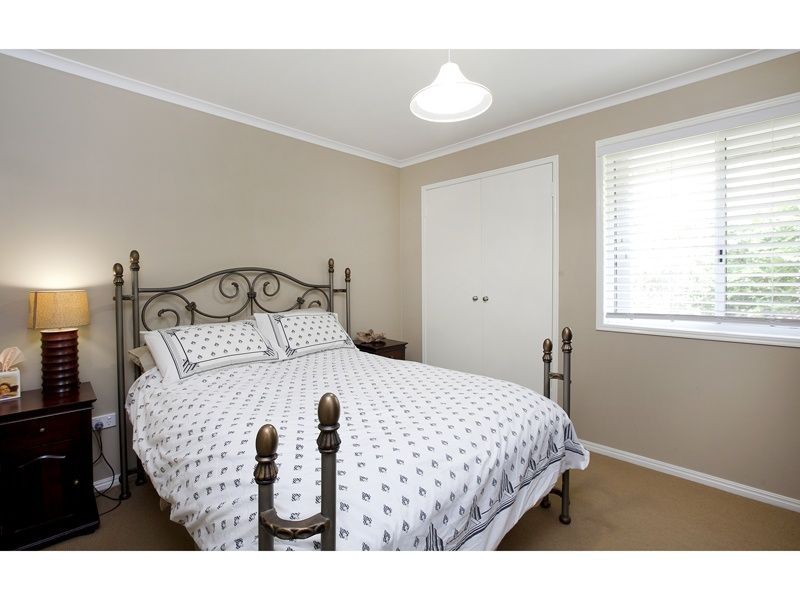 28 Nalya Crescent, Karana Downs QLD 4306