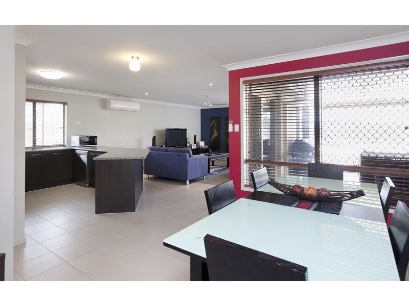 29 Jeff Collins Circuit, Bellbird Park QLD 4300