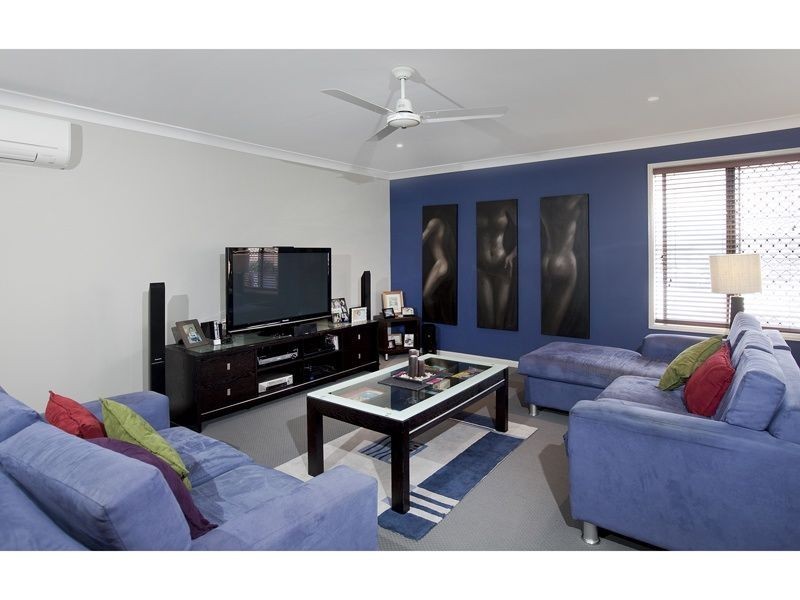 29 Jeff Collins Circuit, Bellbird Park QLD 4300