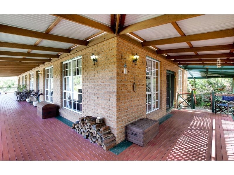 7 Purrumba Court, Karana Downs QLD 4306