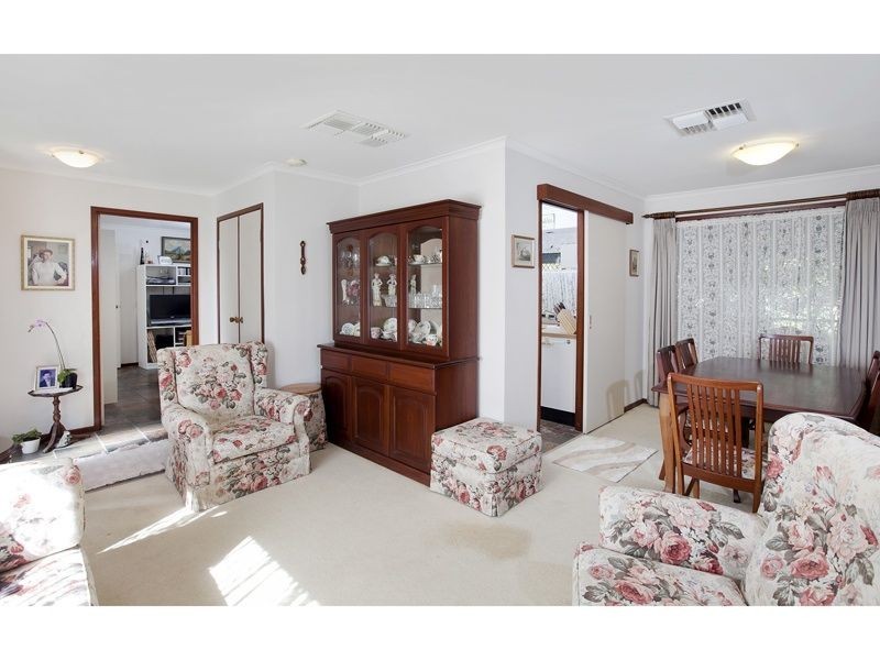 17 Illawong Way, Karana Downs QLD 4306