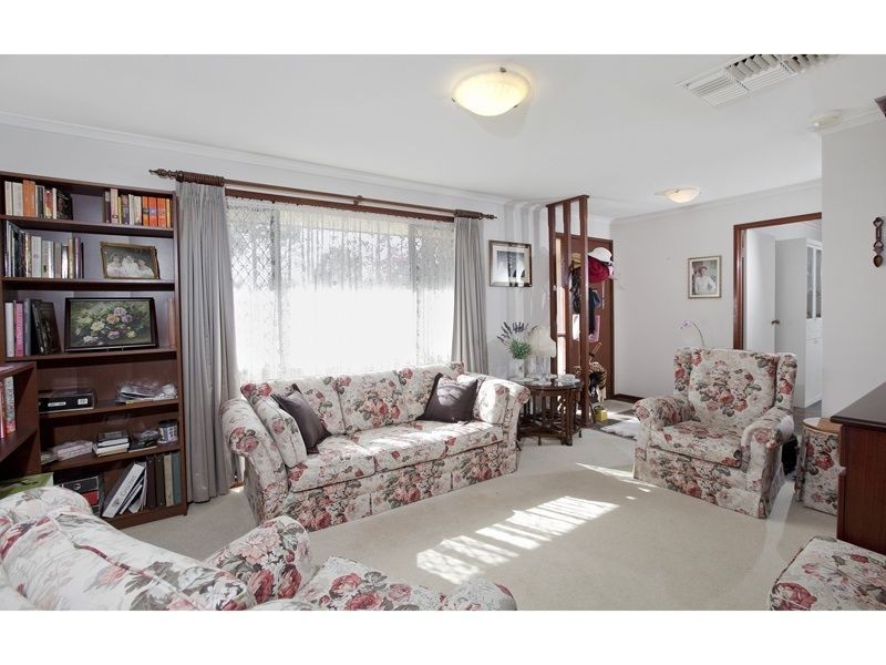 17 Illawong Way, Karana Downs QLD 4306