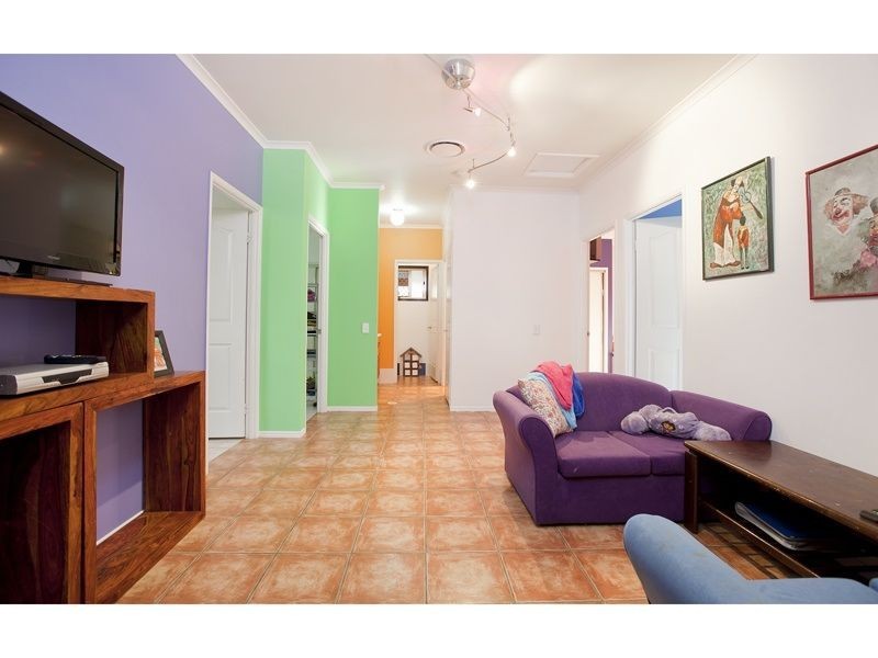 30 Craigerne Court, Chuwar QLD 4306