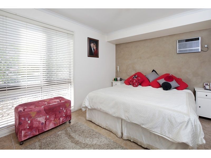 14 Leuneah Lane, Karana Downs QLD 4306