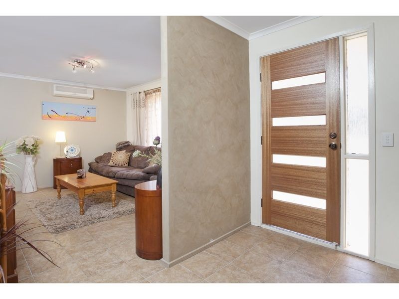 14 Leuneah Lane, Karana Downs QLD 4306