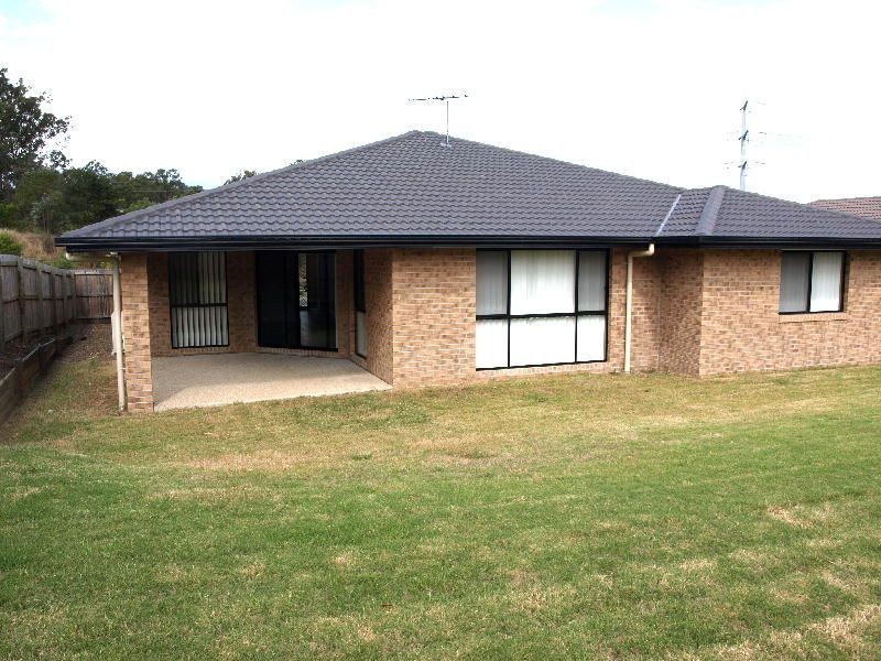 40 Essex Street, Chuwar QLD 4306