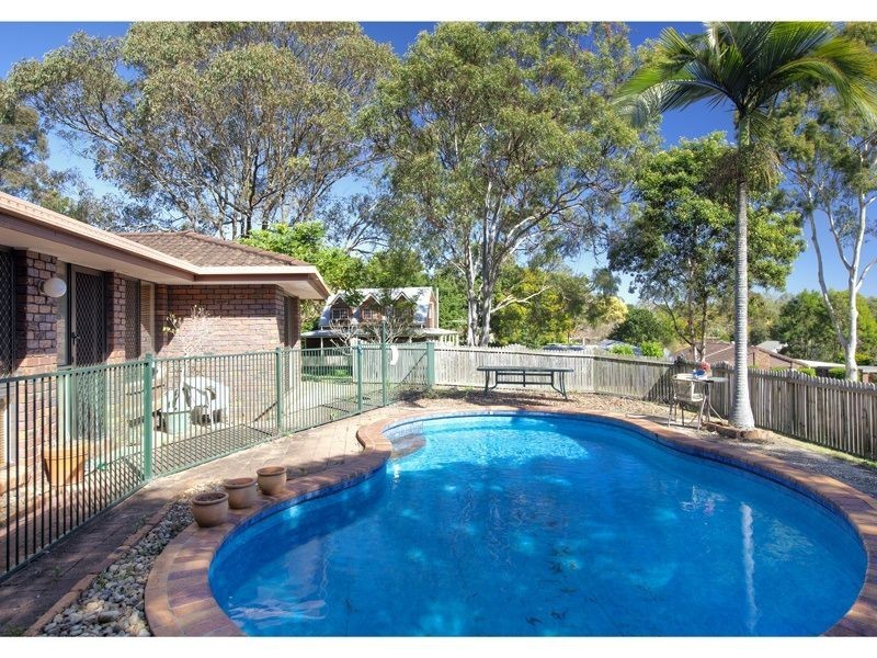 30 Karri Avenue, Karana Downs QLD 4306