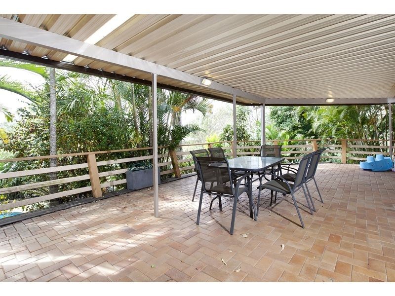 11 Tanderra Way, Karana Downs QLD 4306