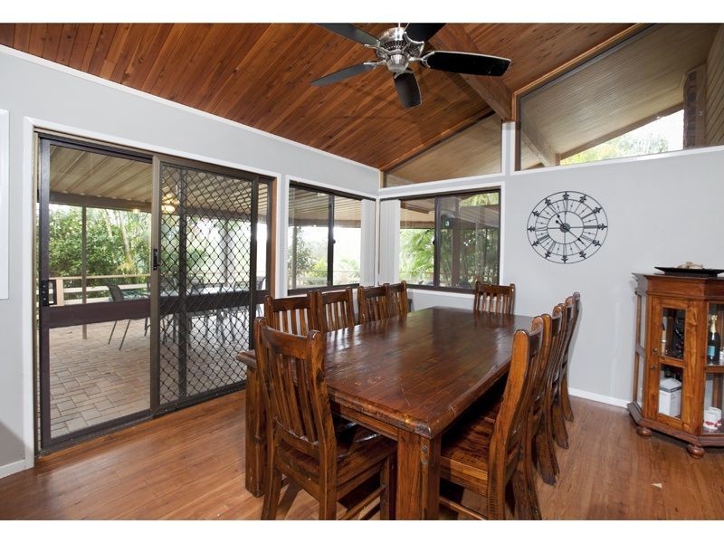 11 Tanderra Way, Karana Downs QLD 4306