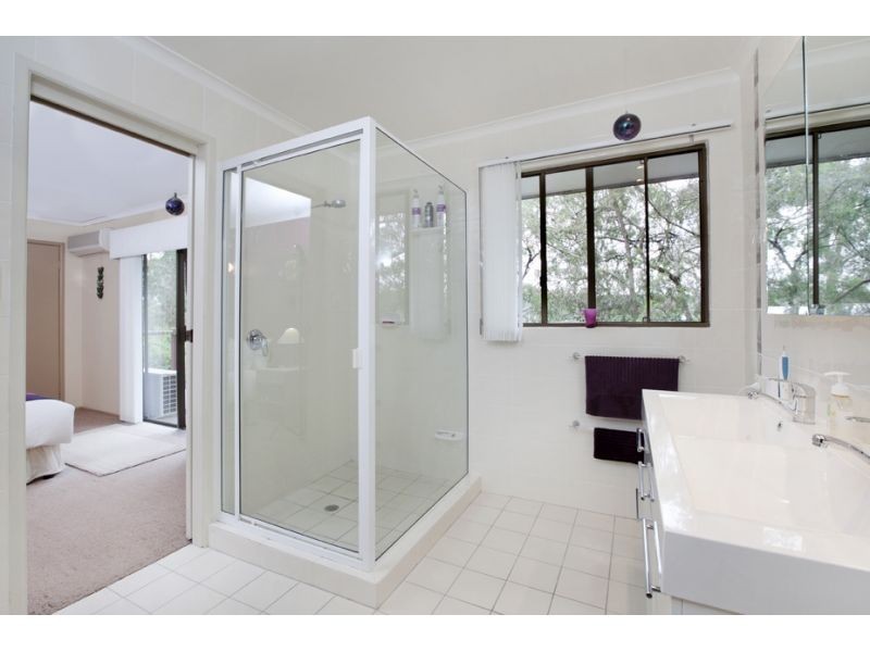 76 Leichhardt Crescent, Barellan Point QLD 4306