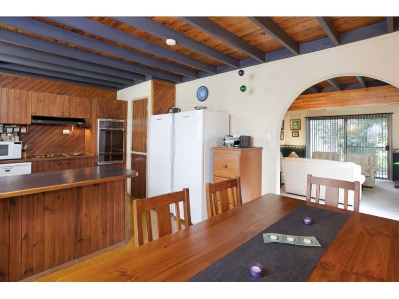 76 Leichhardt Crescent, Barellan Point QLD 4306