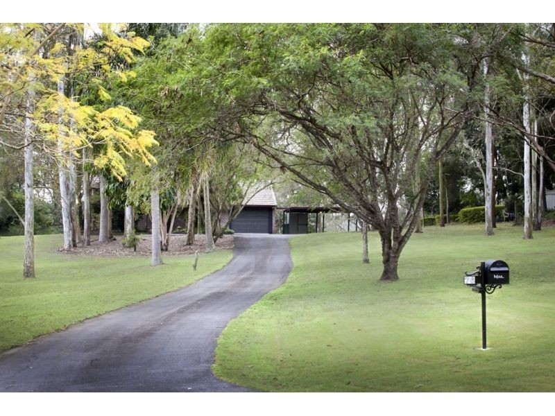 76 Leichhardt Crescent, Barellan Point QLD 4306