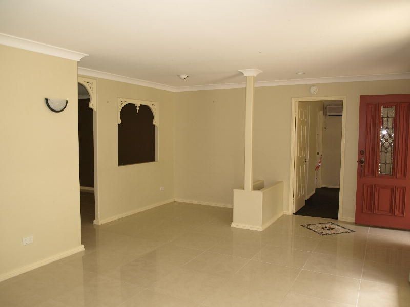 10 Horton Drive, Chuwar QLD 4306
