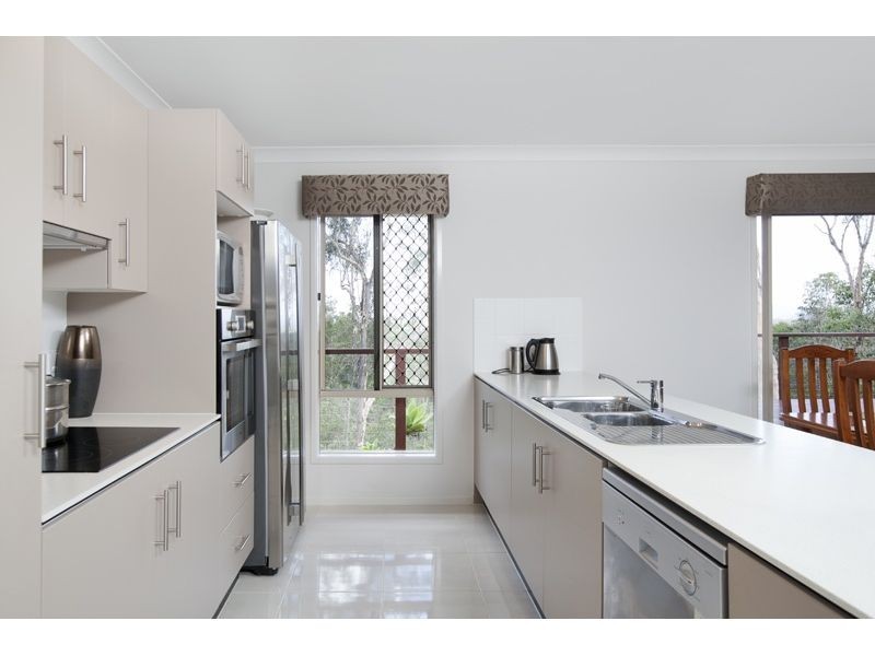 216 Blackwall Road, Chuwar QLD 4306