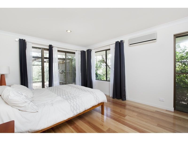 8 Illoura Grove, Karana Downs QLD 4306