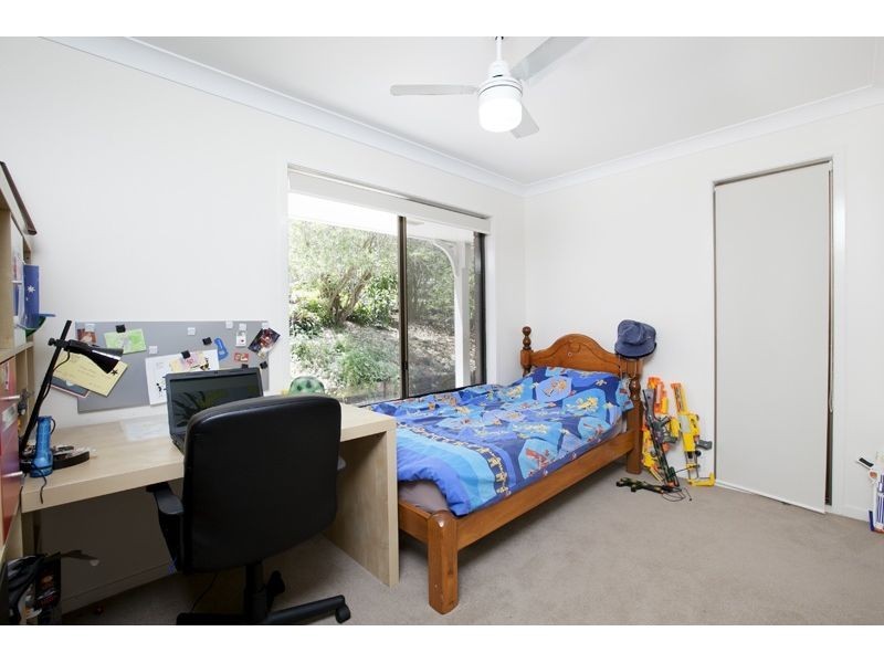 8 Illoura Grove, Karana Downs QLD 4306