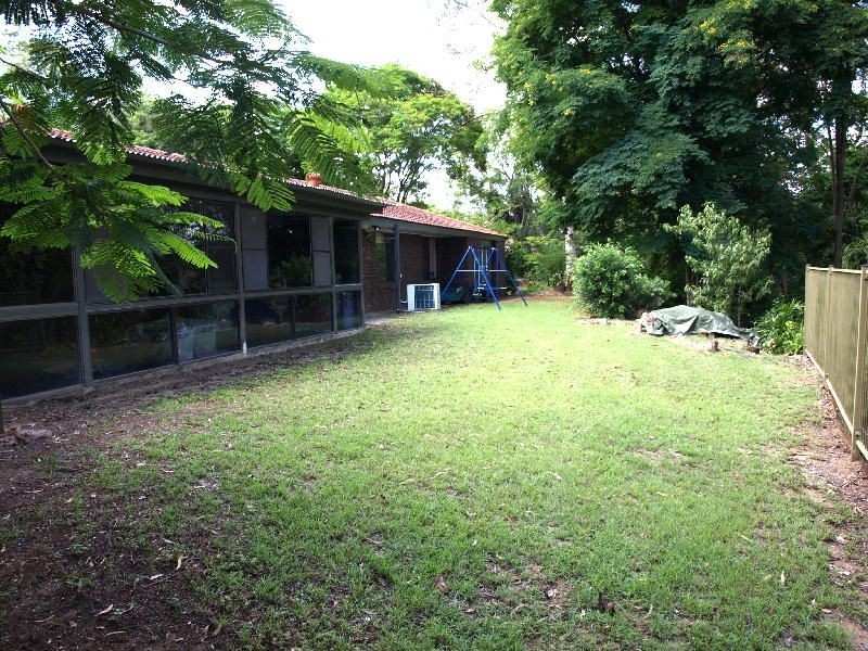 8 Illoura Grove, Karana Downs QLD 4306