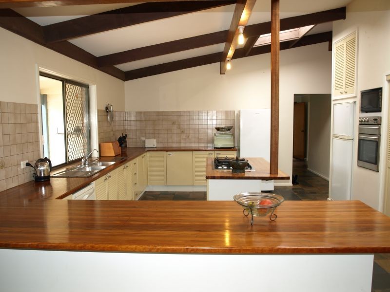 34 Candowie Crescent, Karana Downs QLD 4306