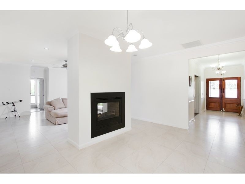 65 Lyndon Way, Karalee QLD 4306