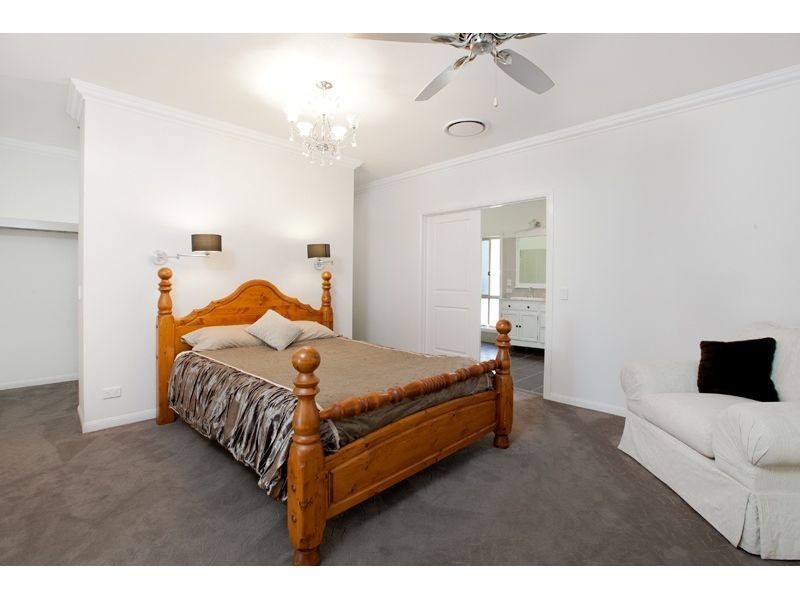 65 Lyndon Way, Karalee QLD 4306