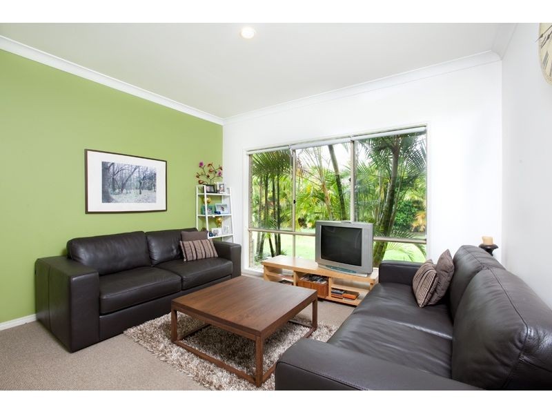 4/16 Leuneah Lane, Karana Downs QLD 4306