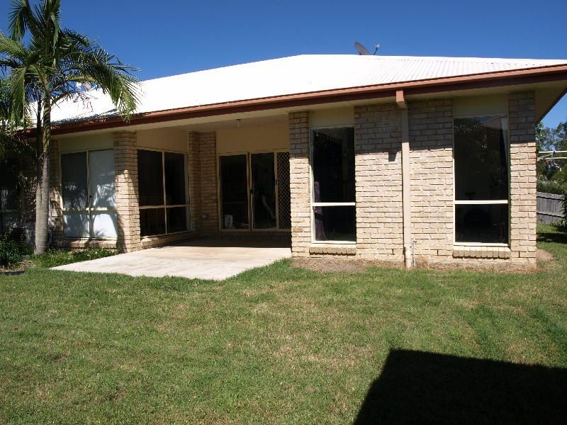 4/16 Leuneah Lane, Karana Downs QLD 4306