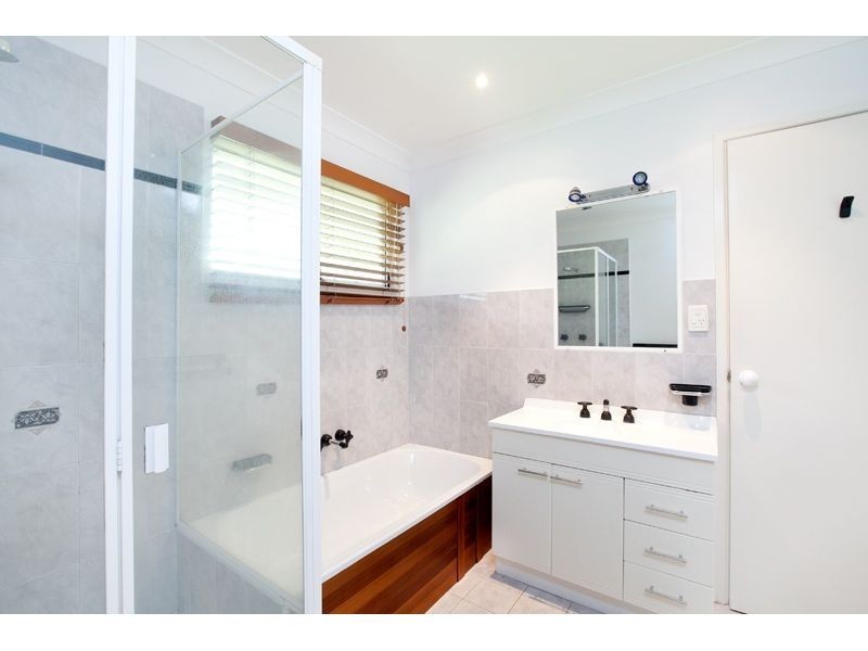 10 Bundoora Drive, Karana Downs QLD 4306