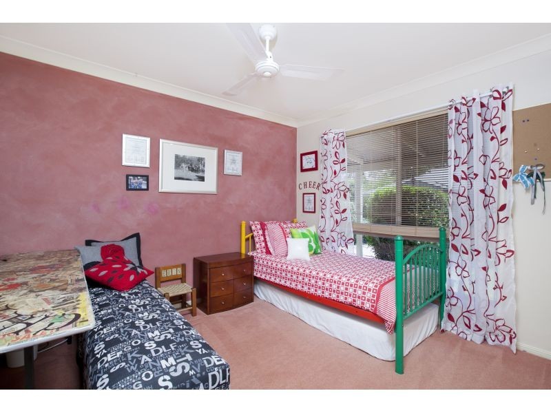 30 College Road, Karana Downs QLD 4306