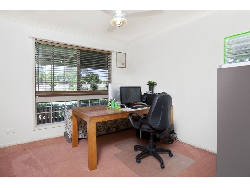 30 College Road, Karana Downs QLD 4306