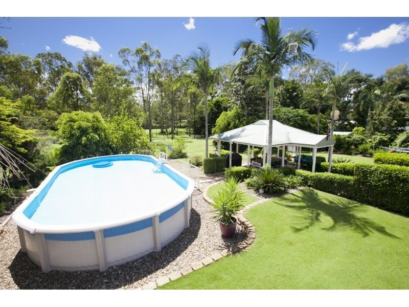 30 College Road, Karana Downs QLD 4306