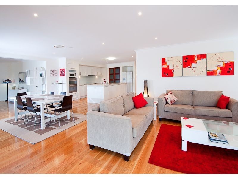 48 Stuart Street, Barellan Point QLD 4306