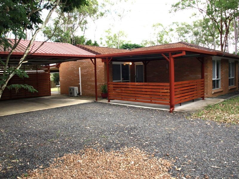 17 Riverside Avenue, Barellan Point QLD 4306